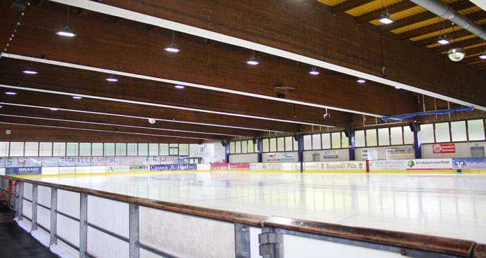 Eissporthalle